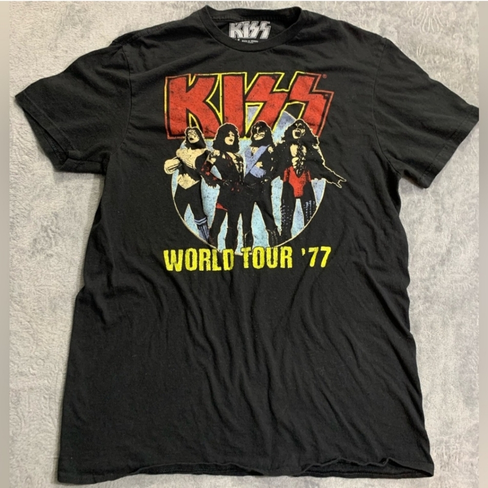 Kiss Black Cotton T-Shirt